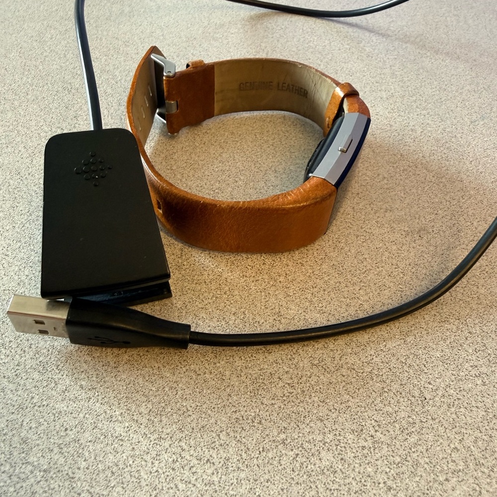 fitbit Charge HR with Brown Leather Band and Black Tracker